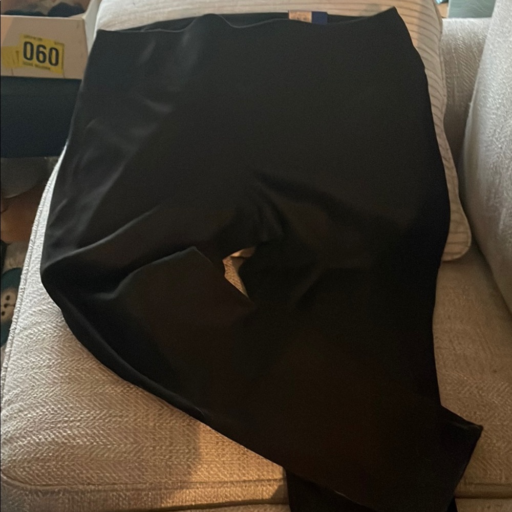 Black velour skinny pants